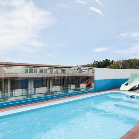 Oyo 1074 Fin Hostel Ката-Бич Экстерьер фото