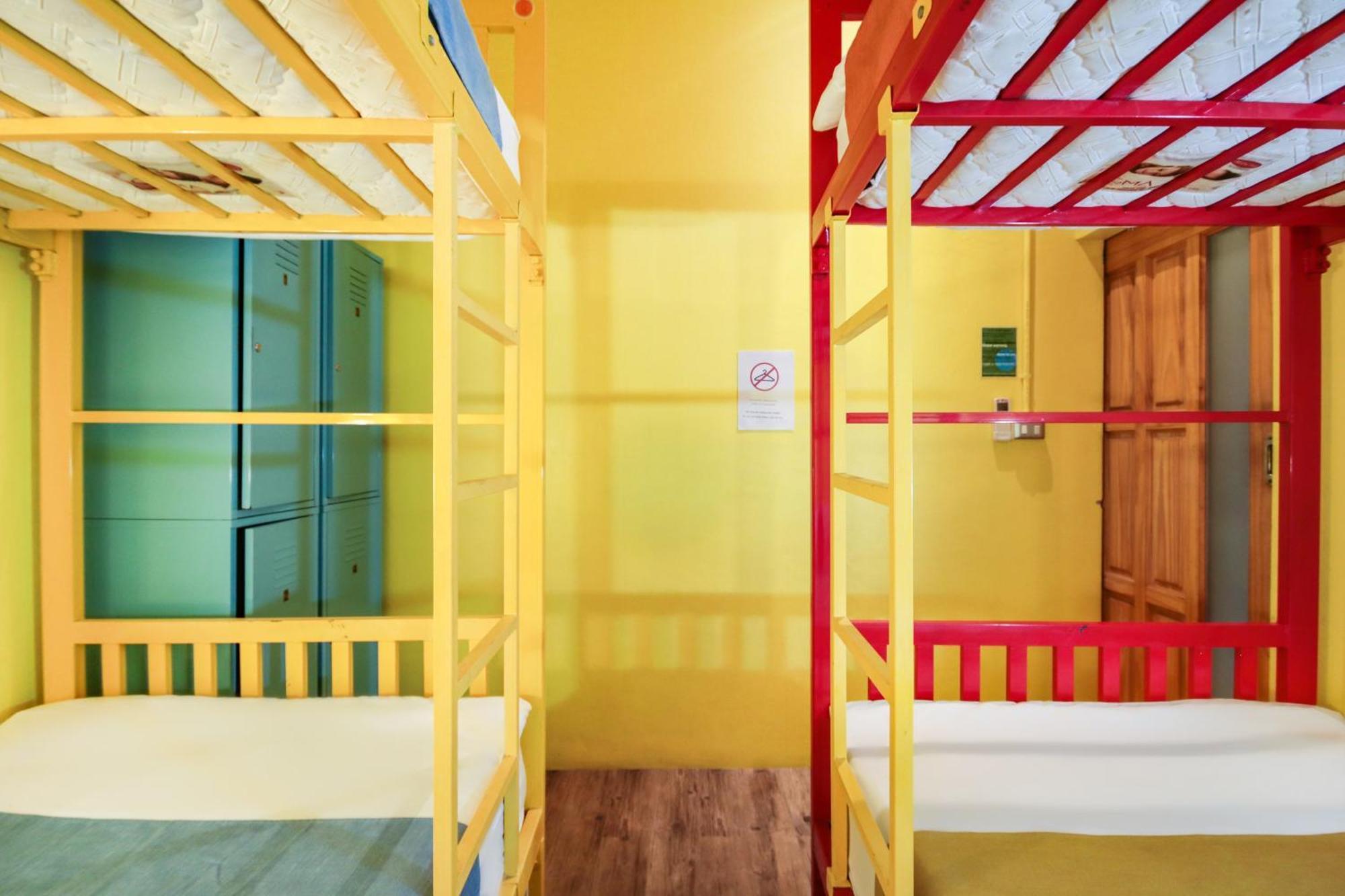 Oyo 1074 Fin Hostel Ката-Бич Экстерьер фото