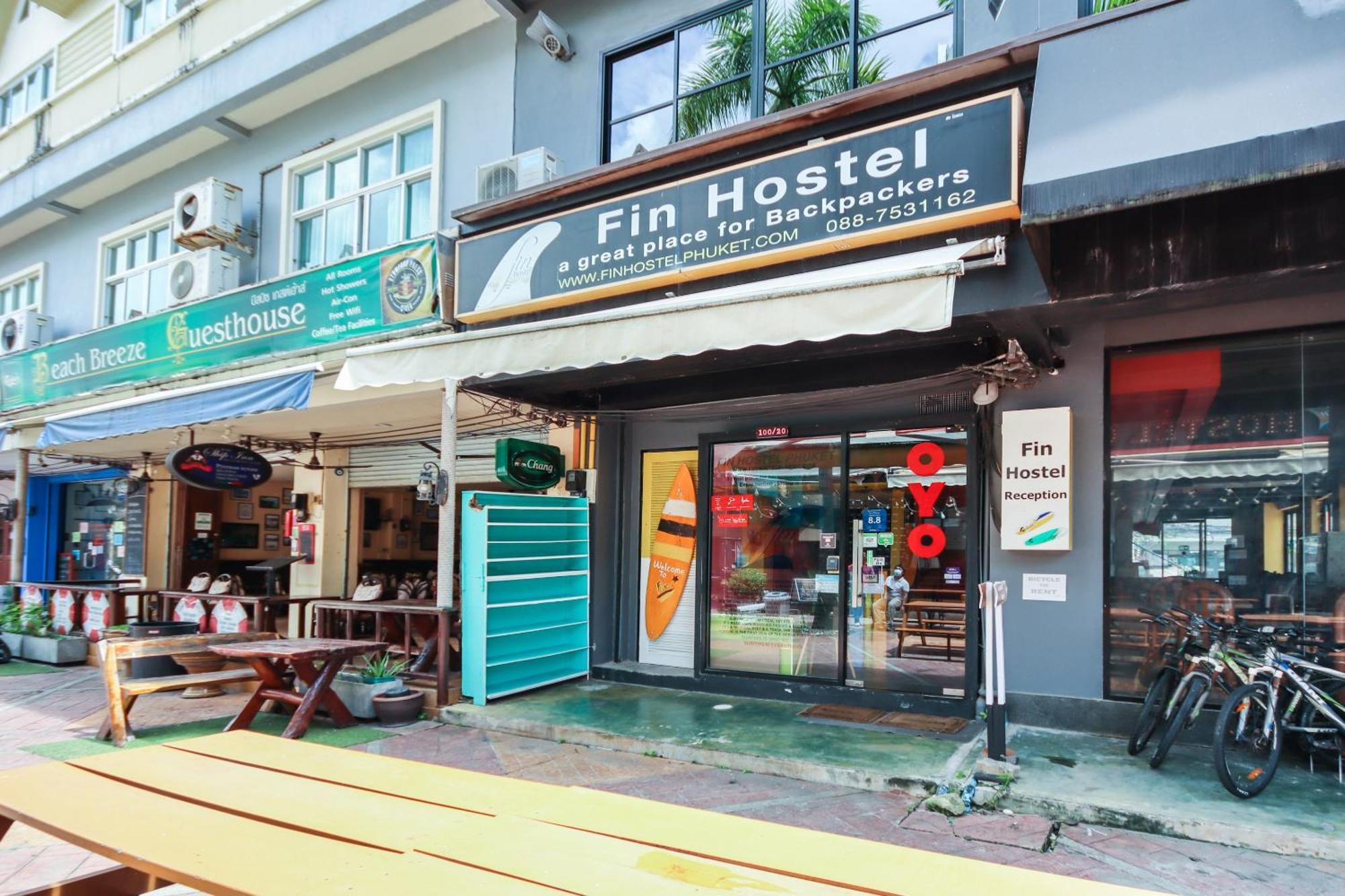 Oyo 1074 Fin Hostel Ката-Бич Экстерьер фото