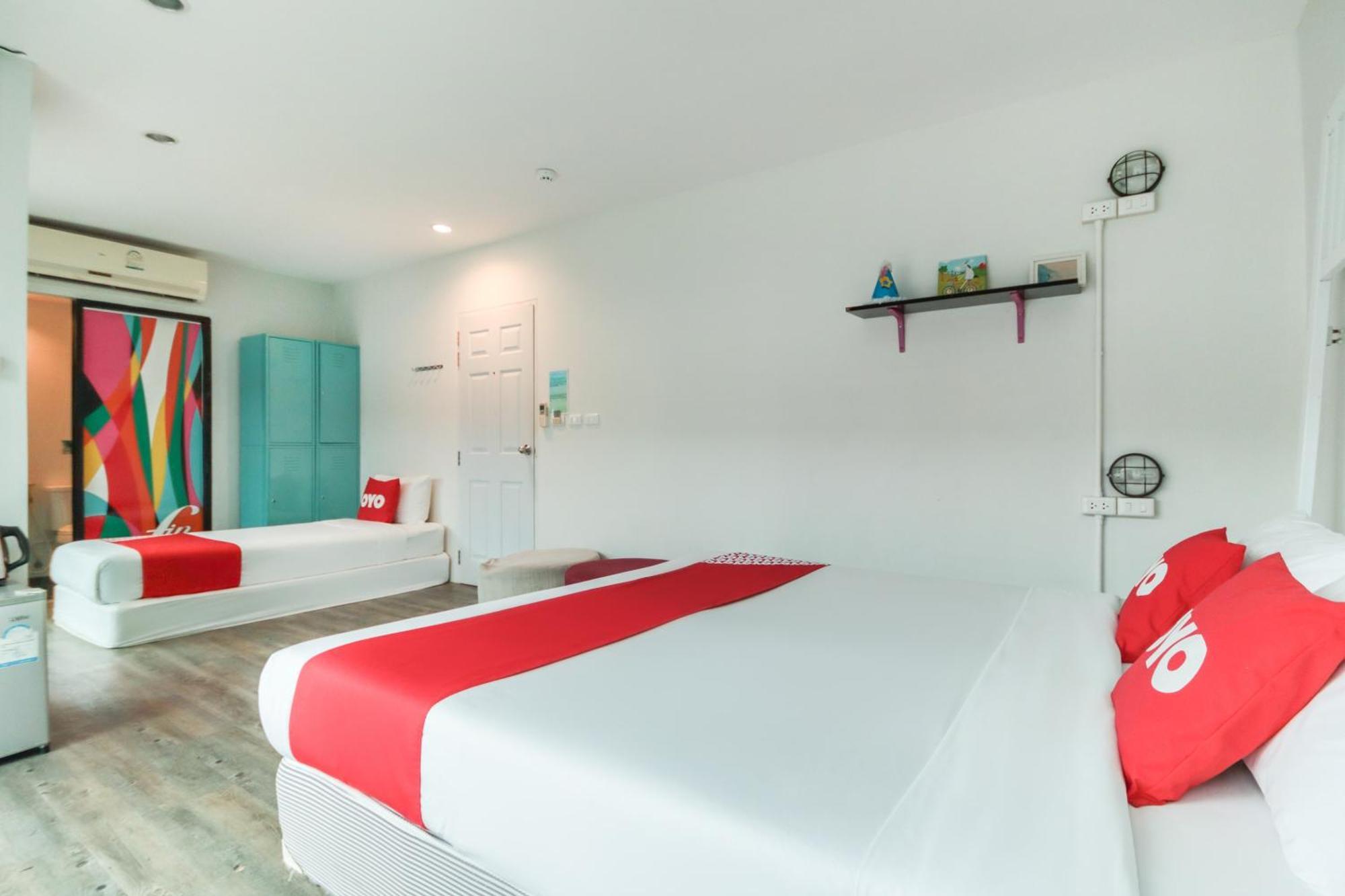 Oyo 1074 Fin Hostel Ката-Бич Экстерьер фото